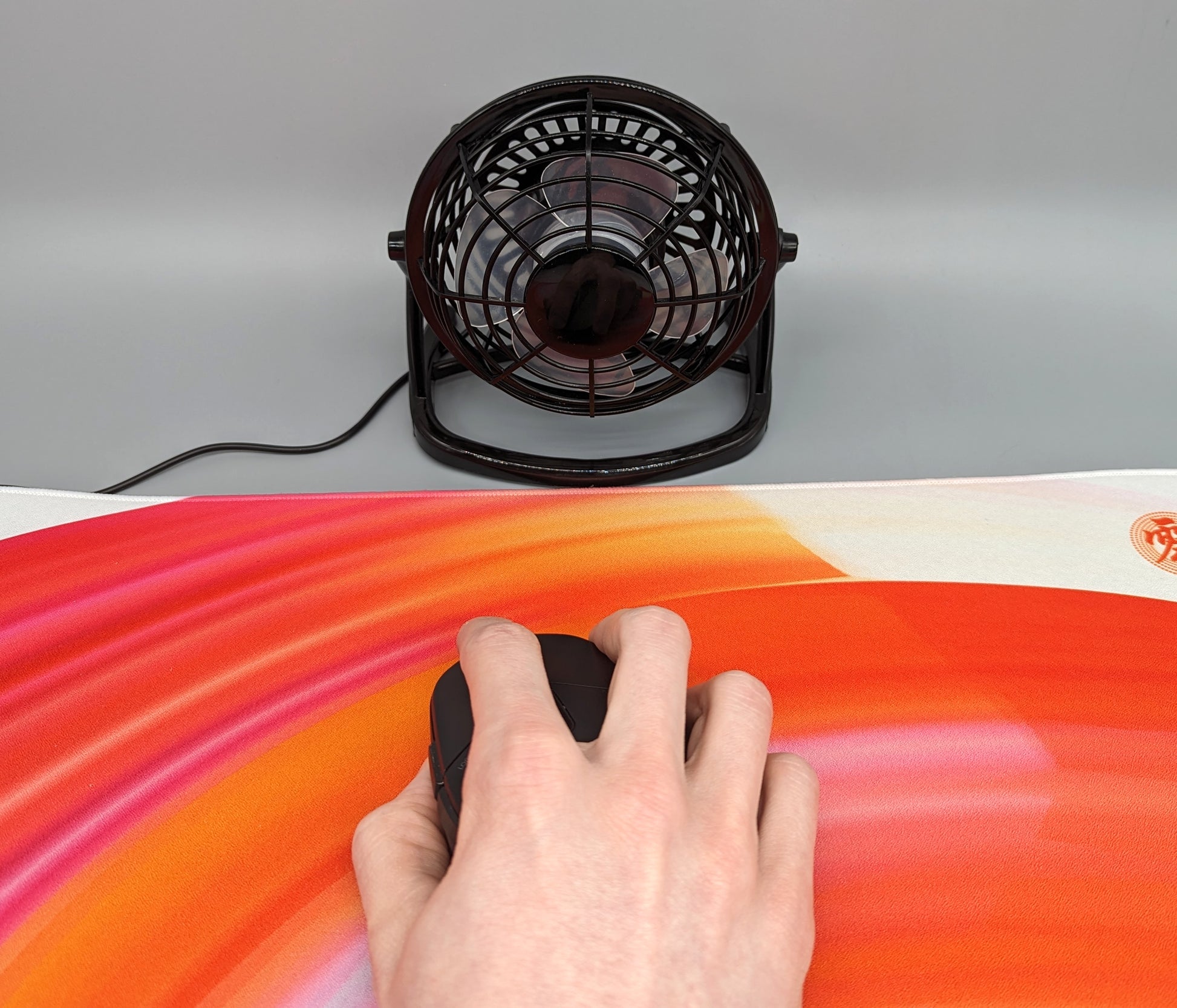 USB Desk Fan (Keeps Your Hand Dry) – StruthGamingGear